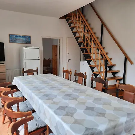 Parti Nyaralo Holiday home Balatonfured