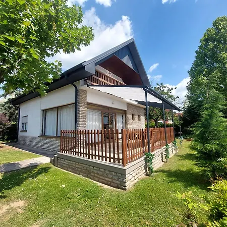 Parti Nyaralo * Balatonfüred